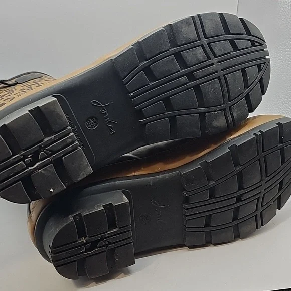 Joules cheetah print rain boots size 9 - Picture 6 of 7